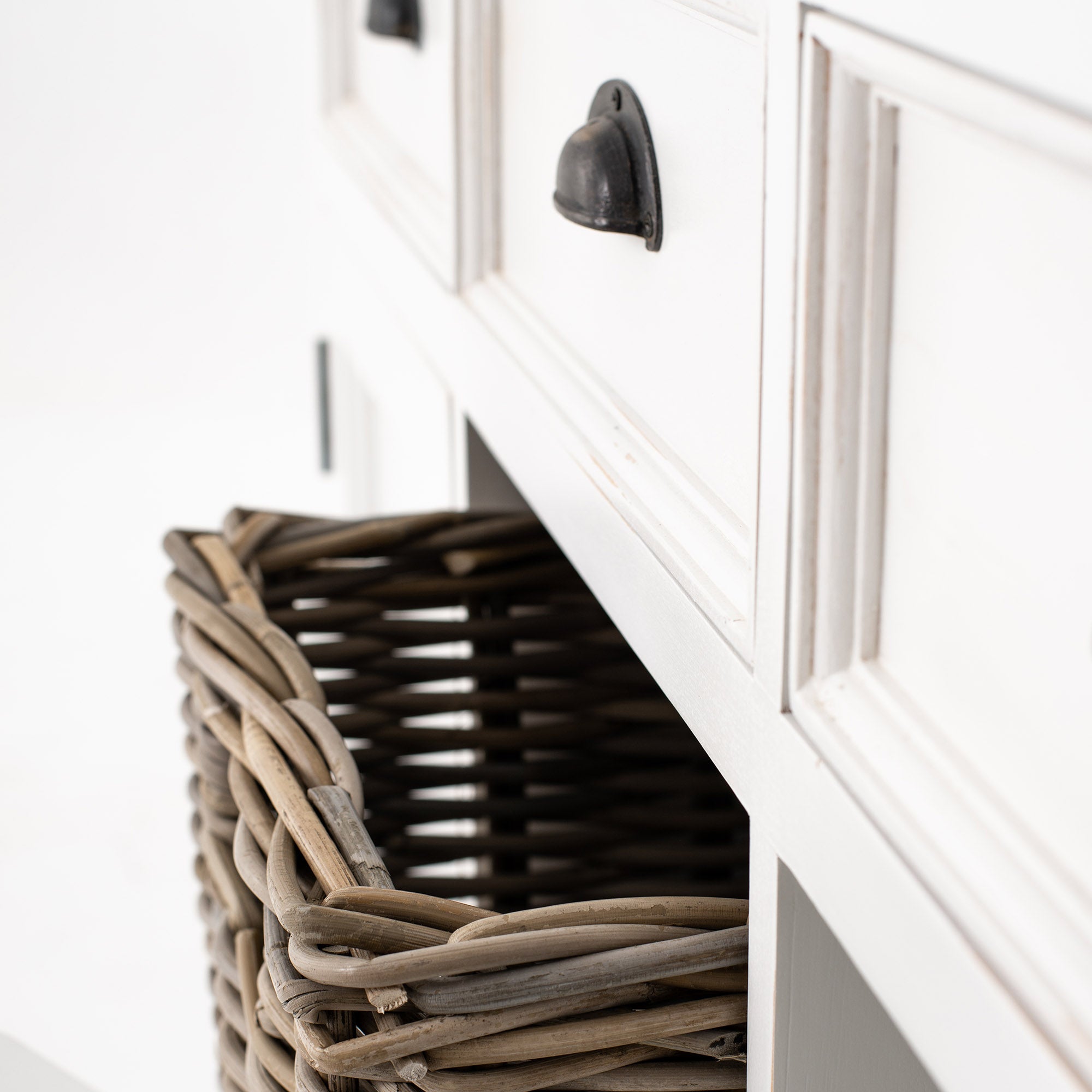 Halifax Accent Buffet with 2 Baskets