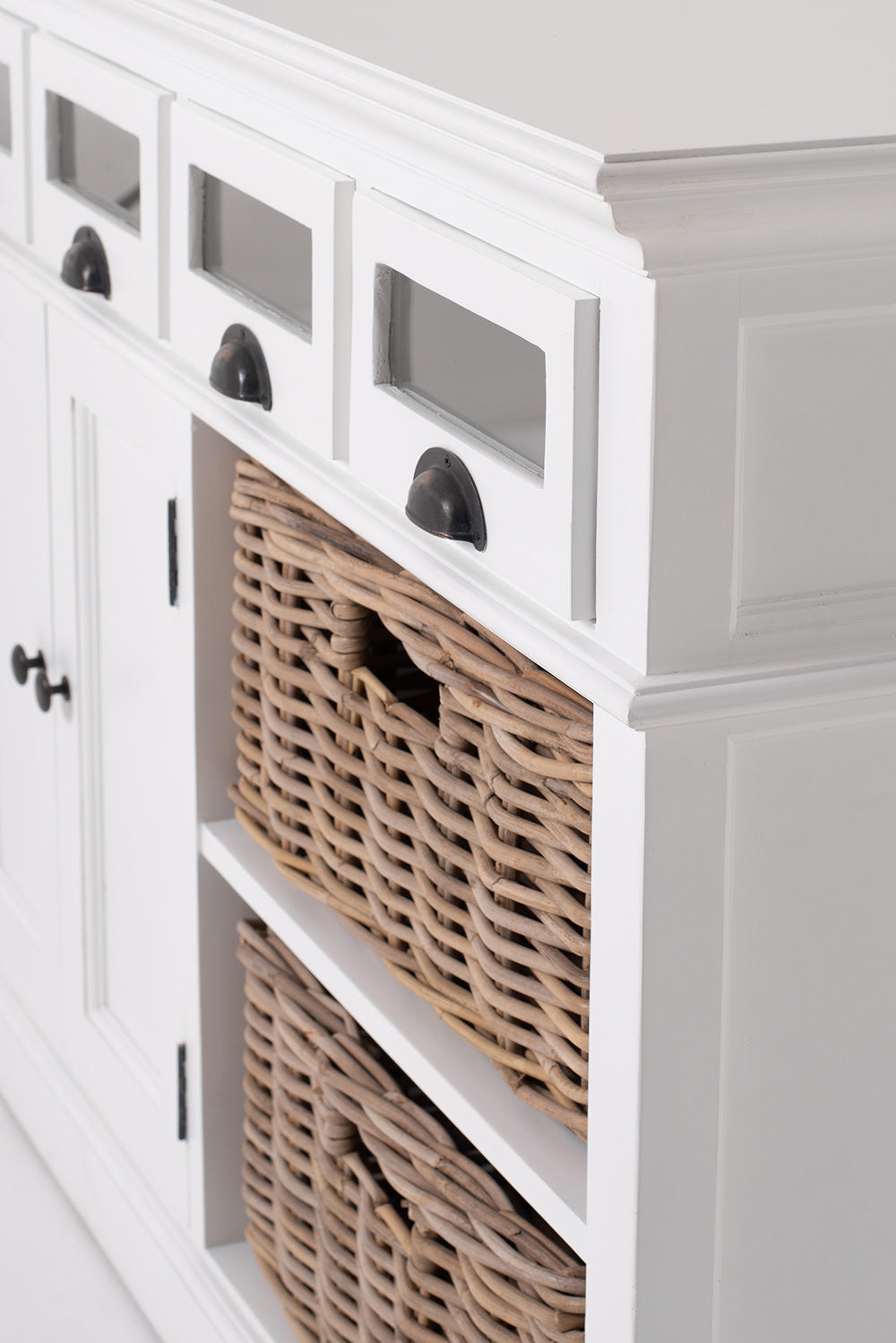 Halifax Dining Buffet with Basket Set