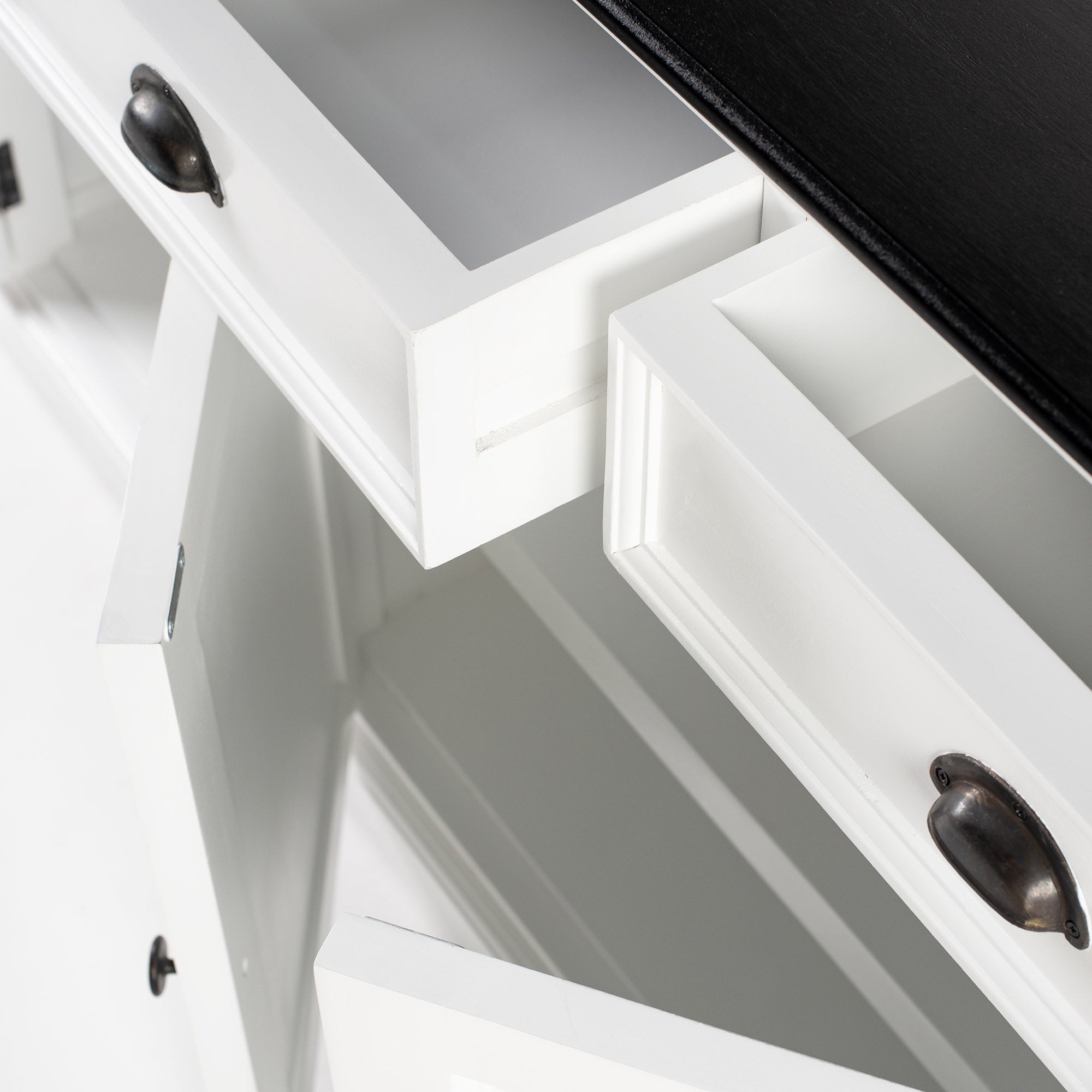 Halifax Contrast Large Buffet 4 Doors 4 Drawers 79''