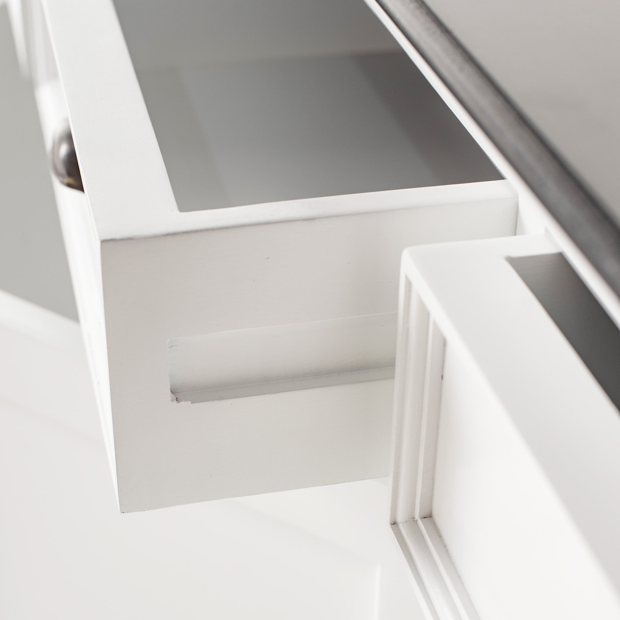 Halifax Contrast Large Buffet 4 Doors 4 Drawers 79''