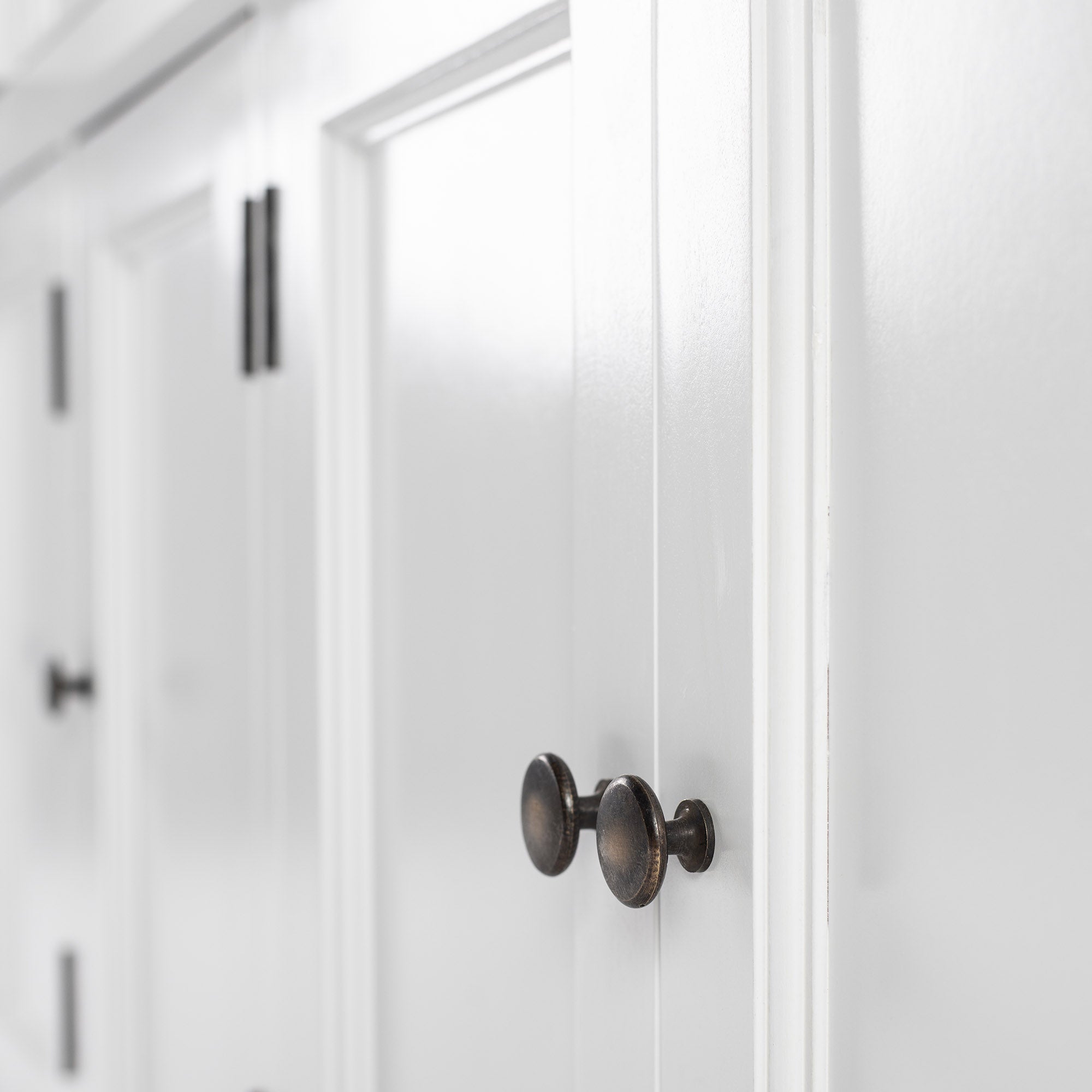 Provence Buffet with 5 Doors