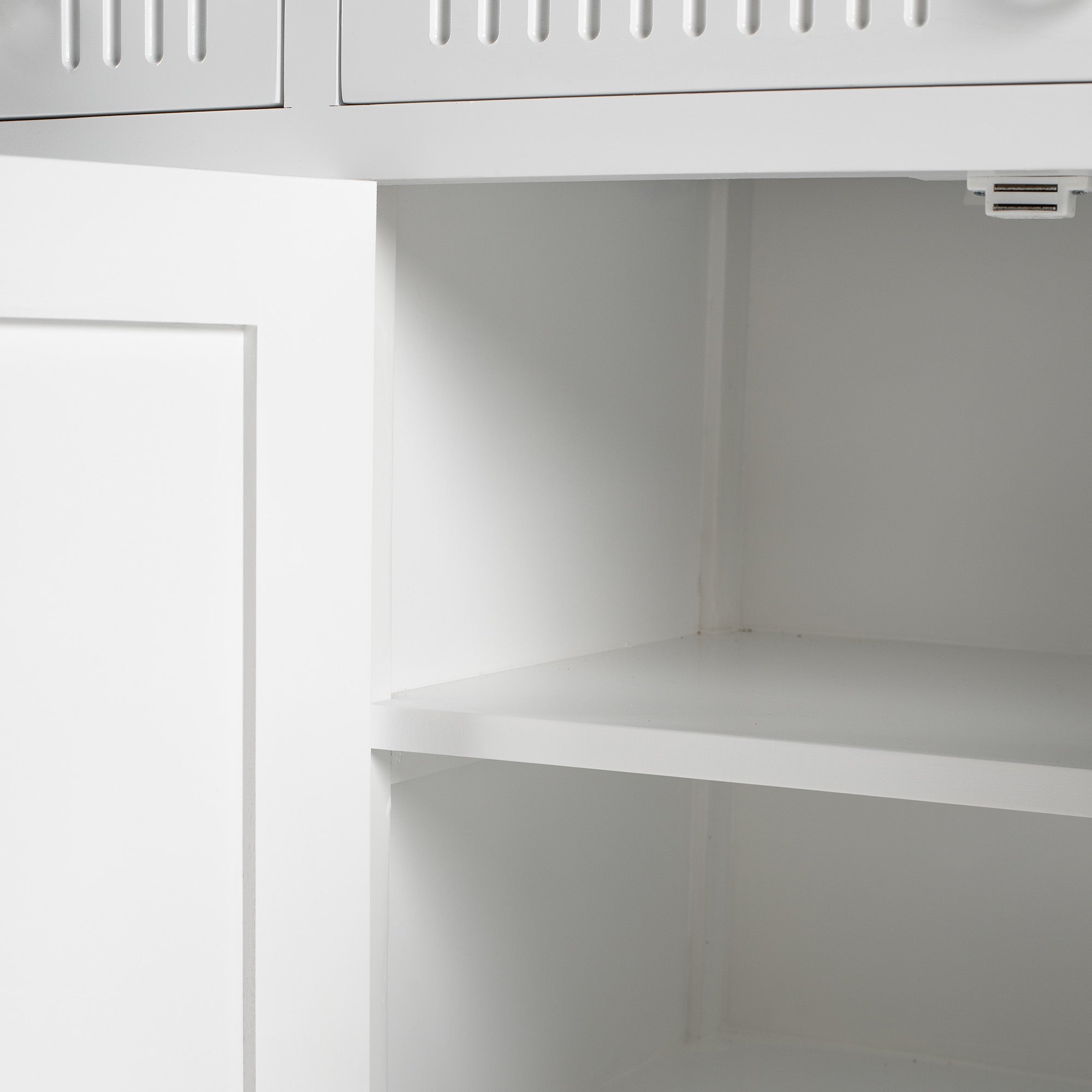 Skansen Buffet with 5 Doors