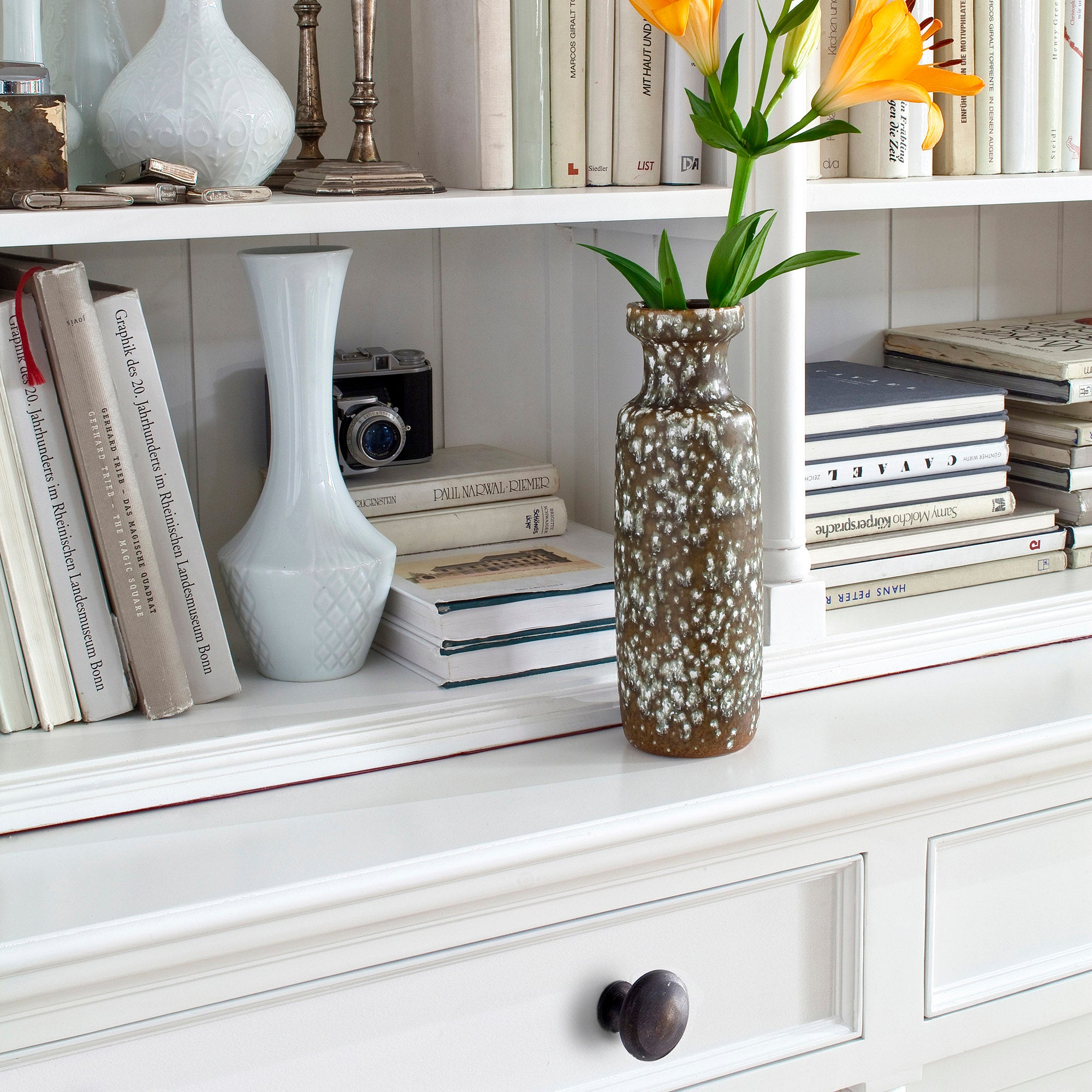 Provence Hutch Cabinet with 8 Shelves
