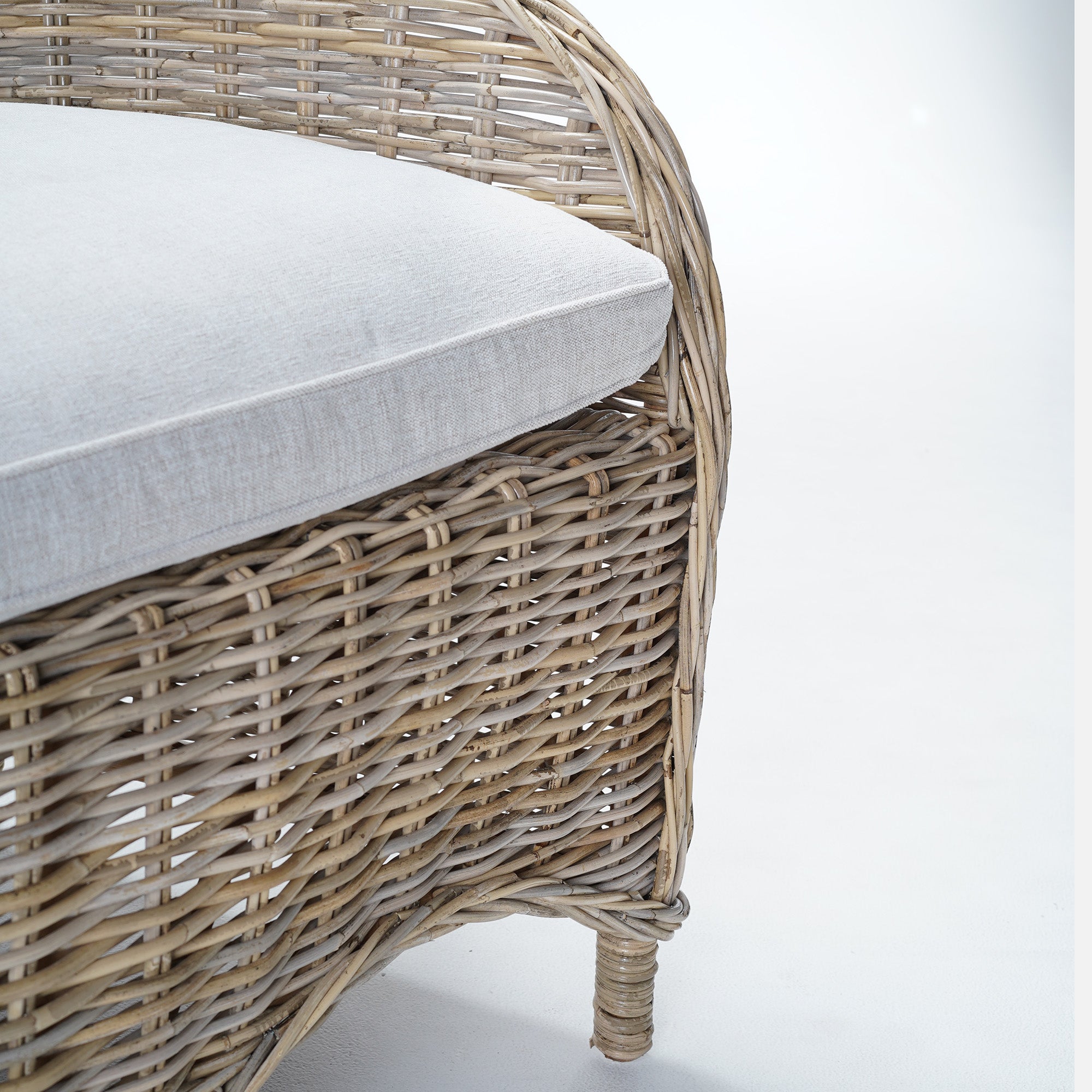 Wickerworks Equerry Bench