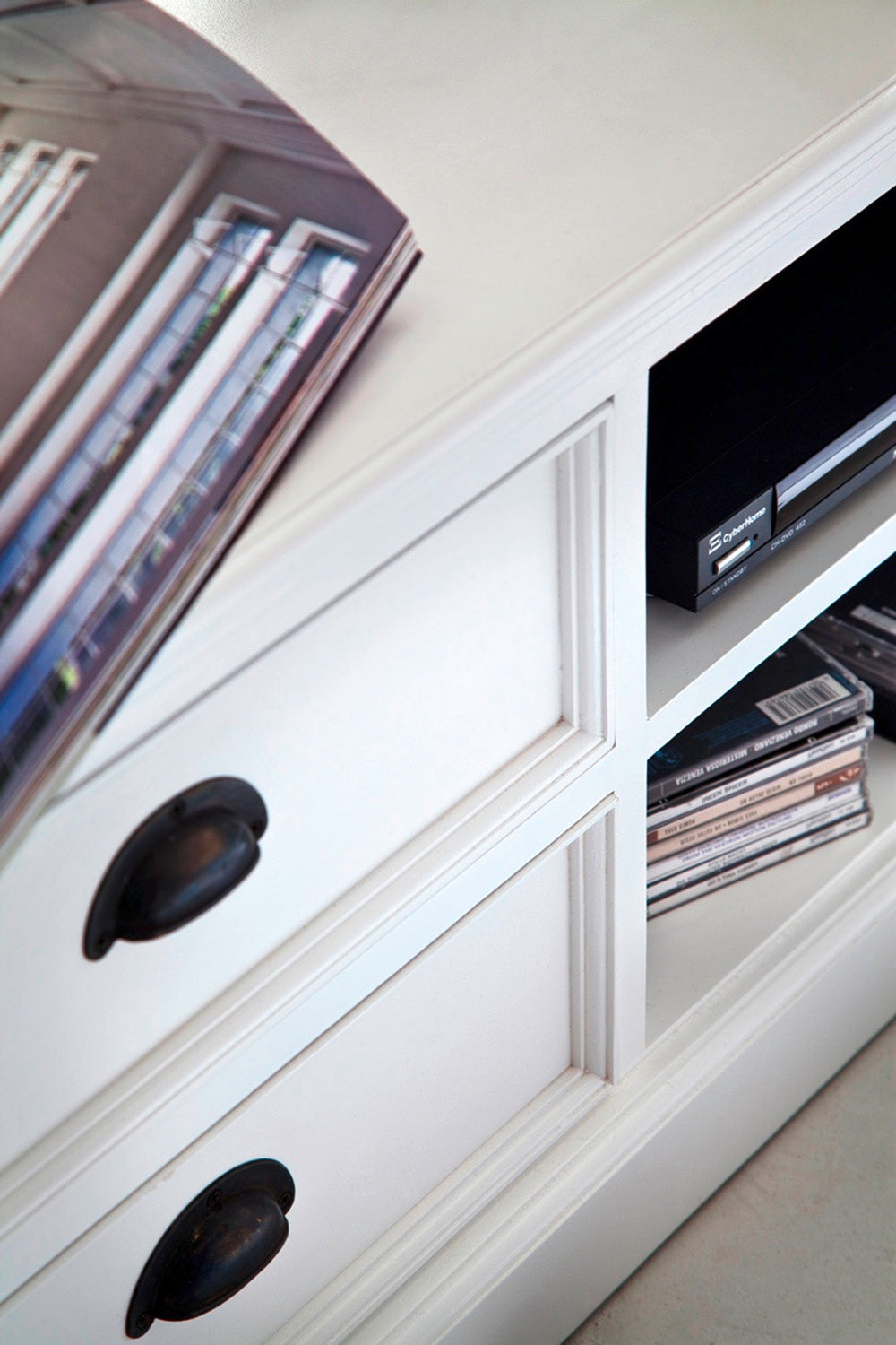 Halifax Media Console Medium