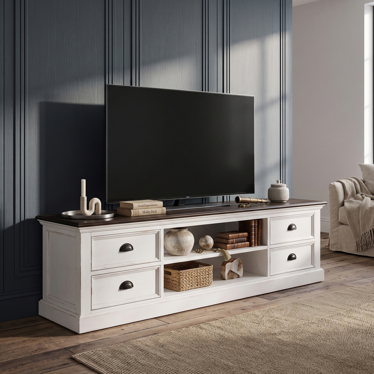 Halifax Accent Media Console 4 Drawers