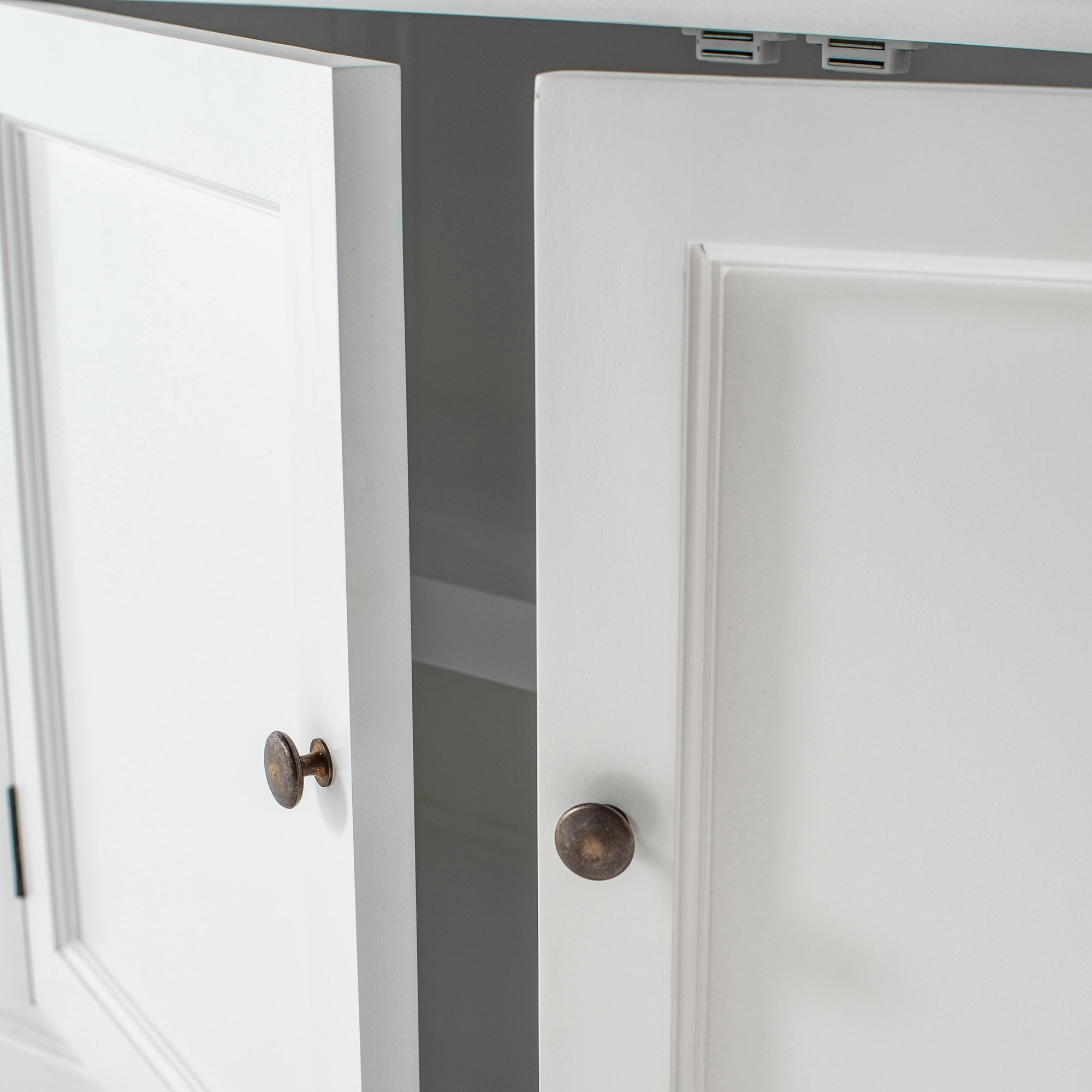 Halifax Single-Bay Hutch