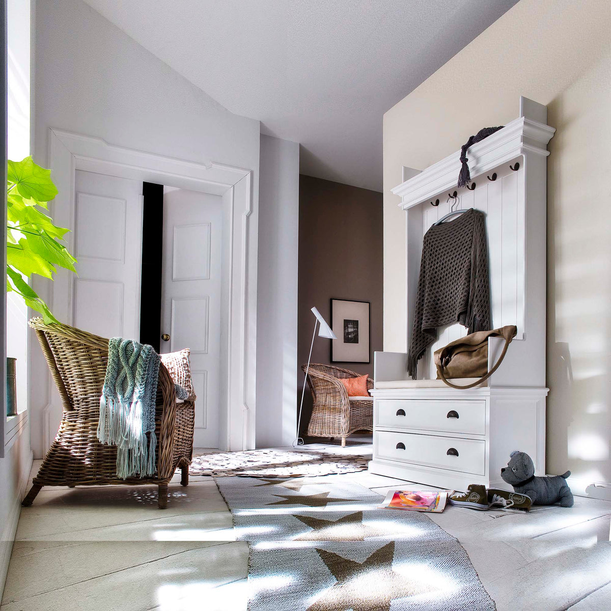 Shop Coastal Hallway & Entryway Furniture Online |NovaSolo Furniture