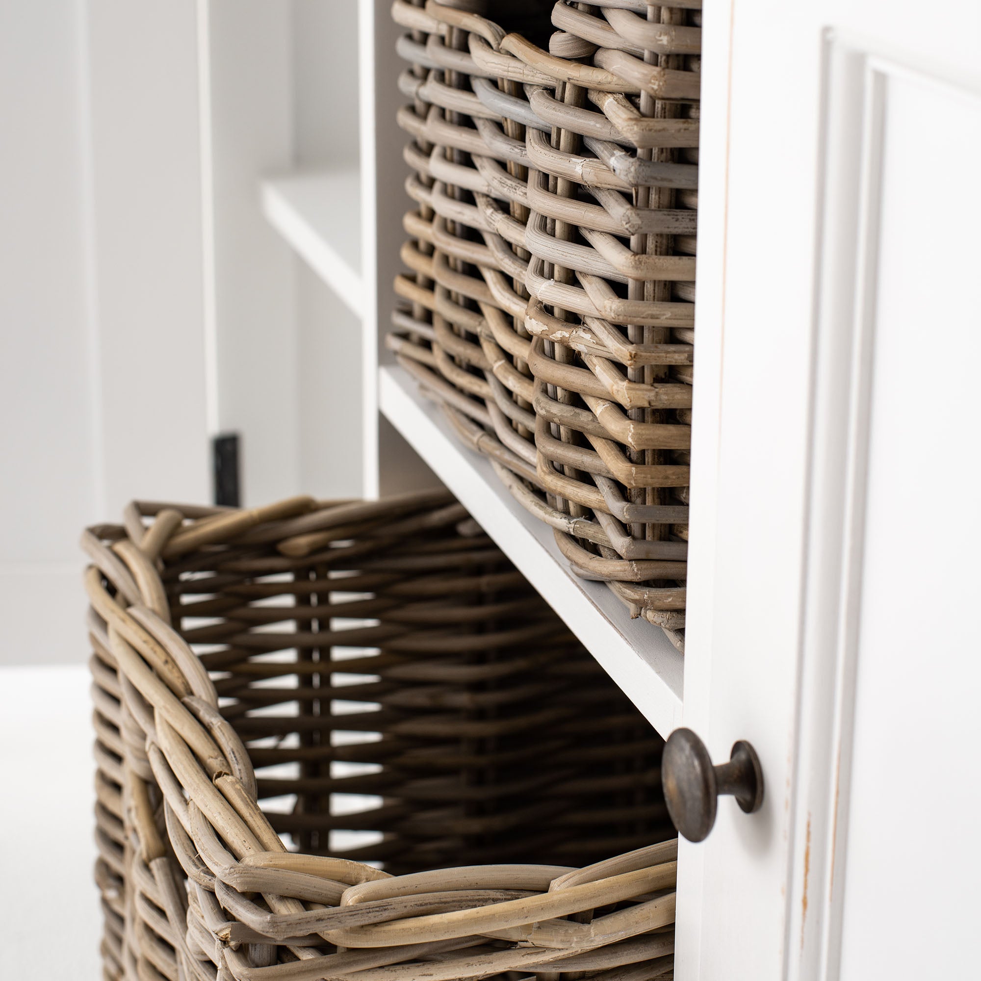 Halifax Accent Buffet with 2 Baskets