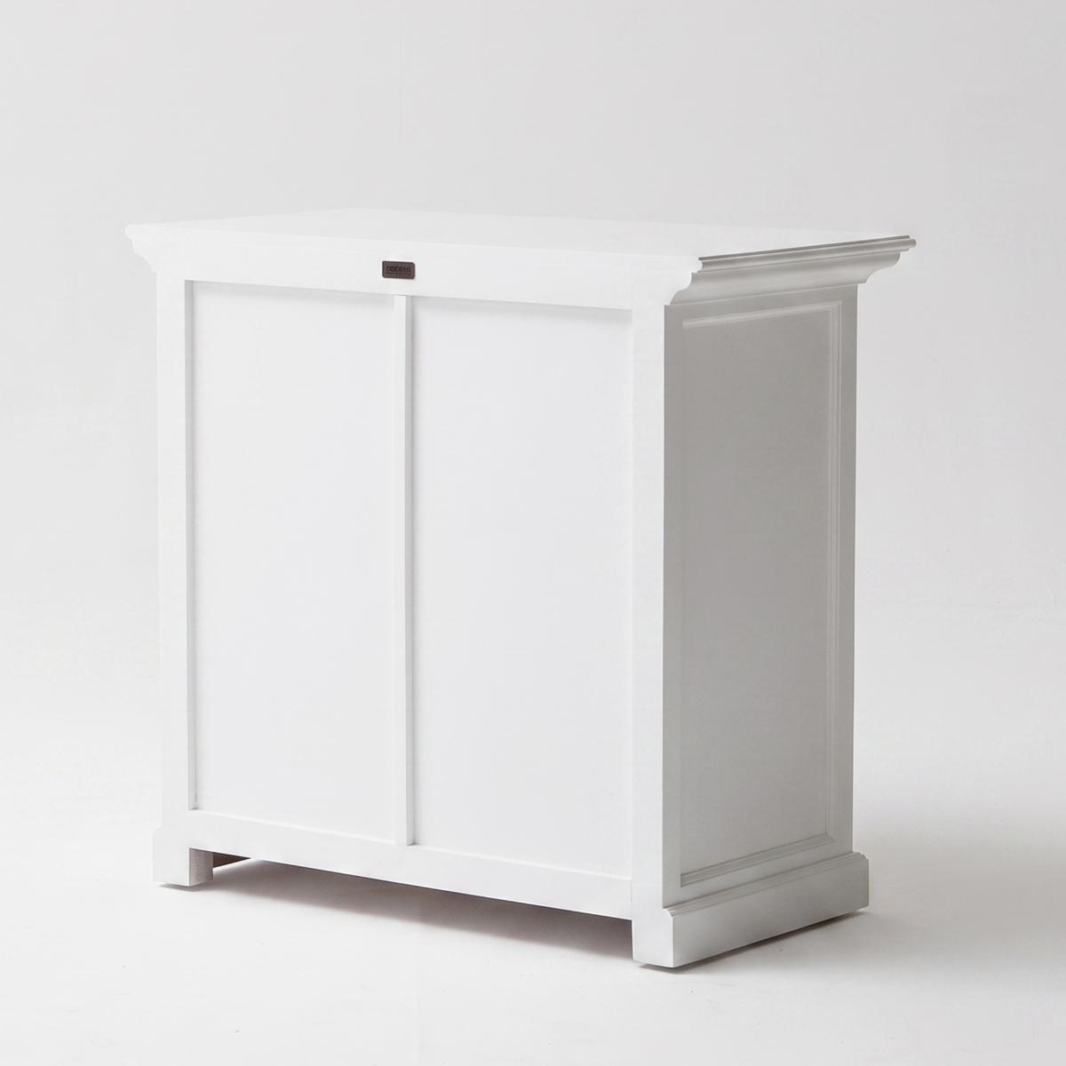 Halifax Small Buffet with Basket Set 35''