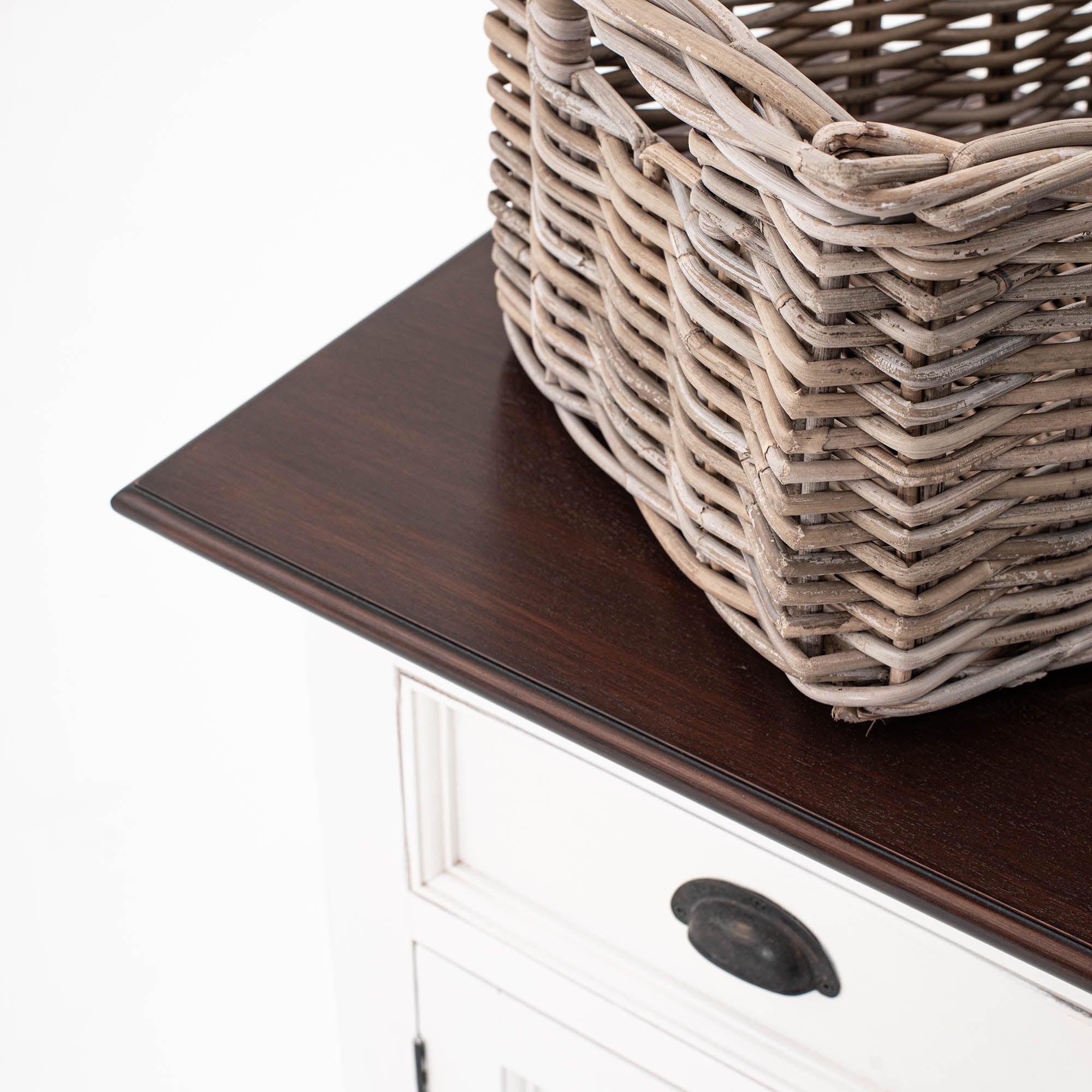Halifax Accent Buffet with 4 Baskets