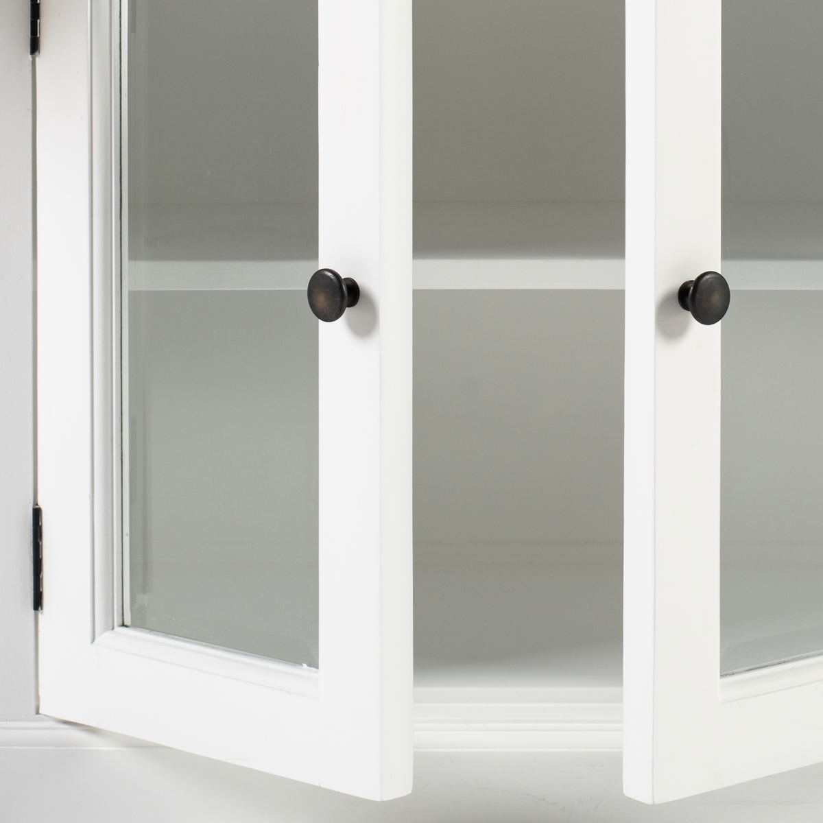 Halifax Contrast Buffet with 4 Doors 3 Drawers 57''