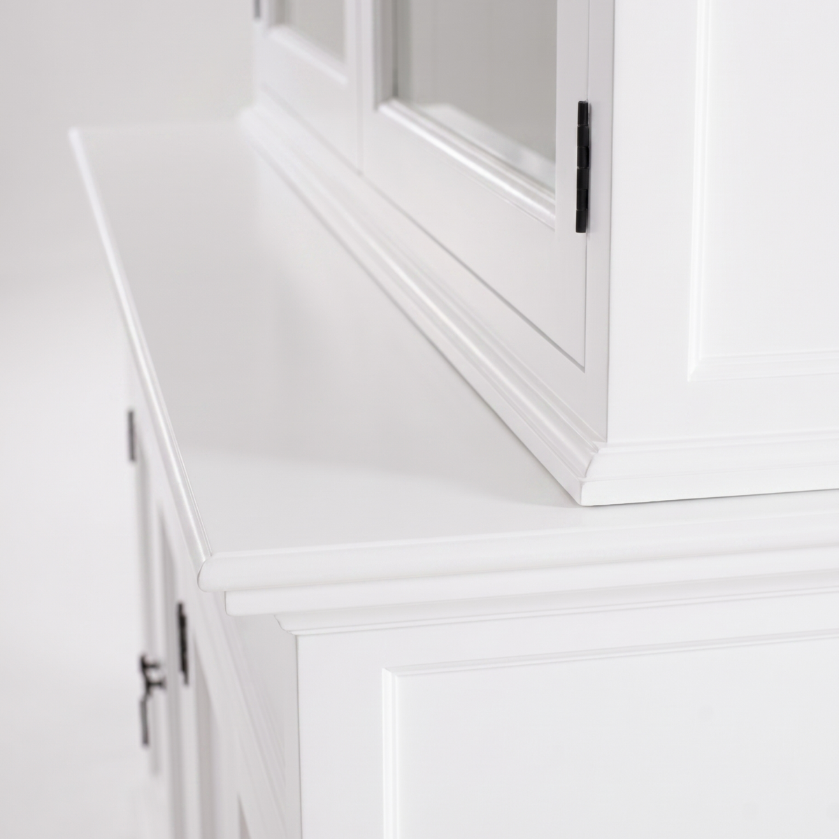 Halifax Glass-Display Hutch Unit 57''