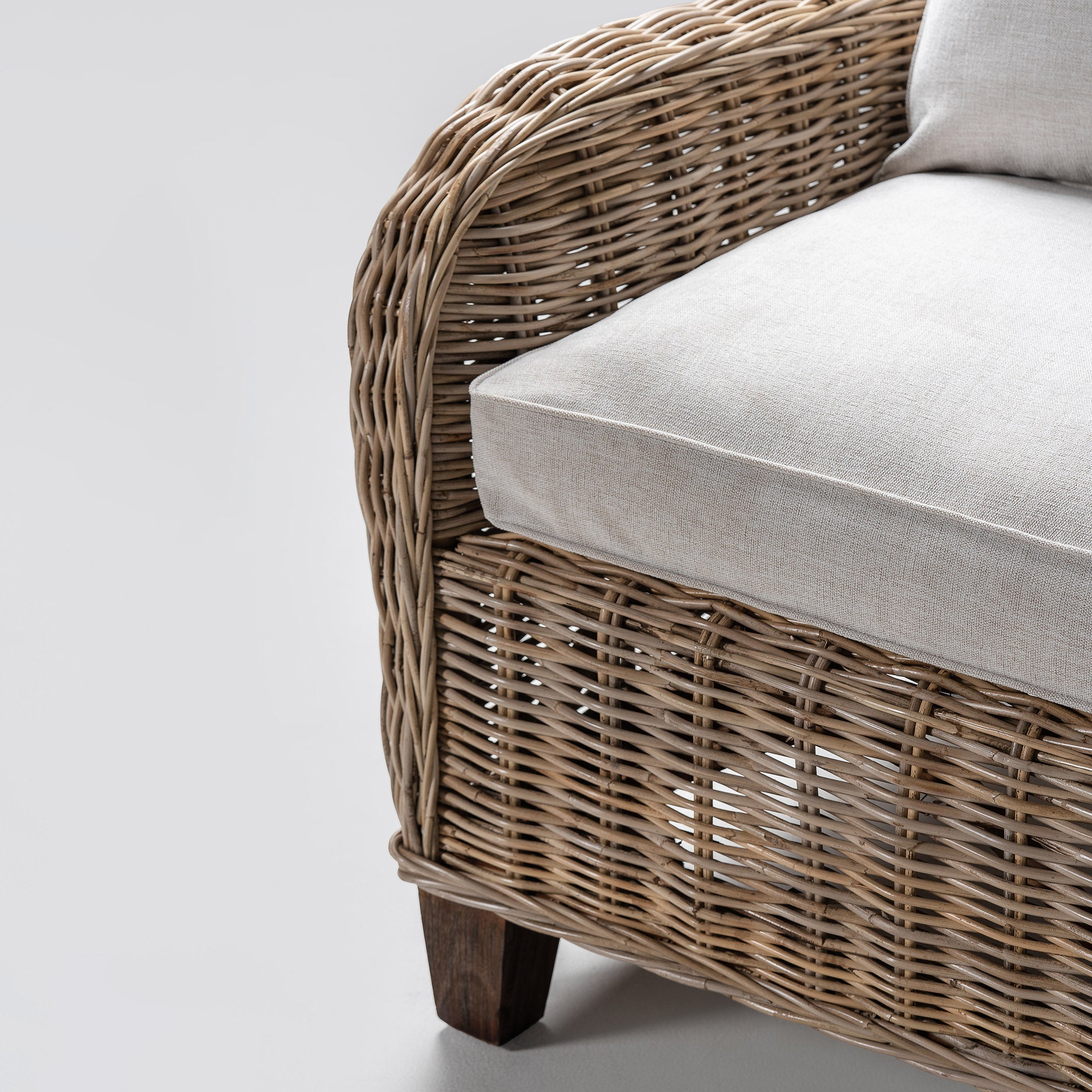 Wickerworks Garbino Bench
