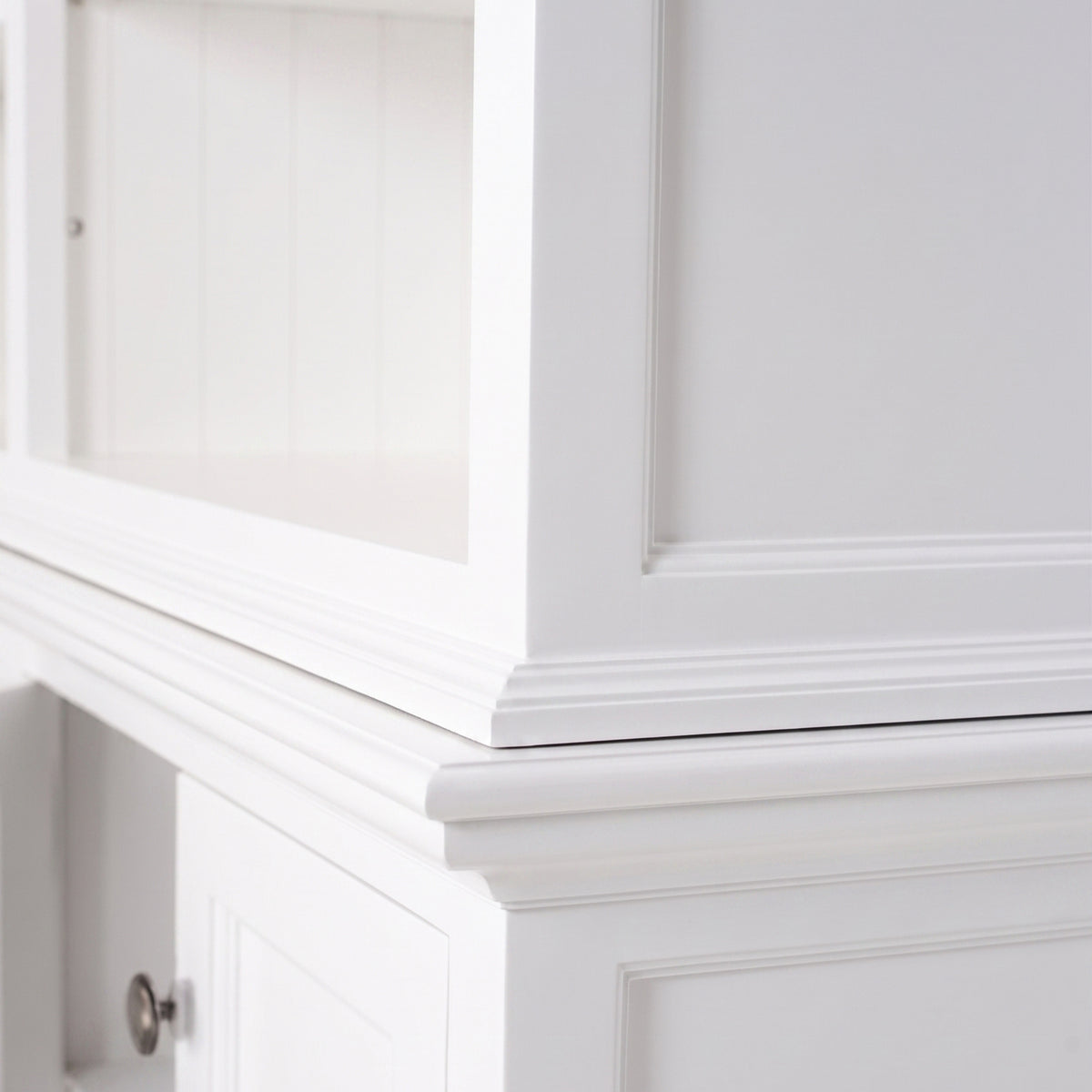 Halifax Triple-Bay Hutch Unit 95''