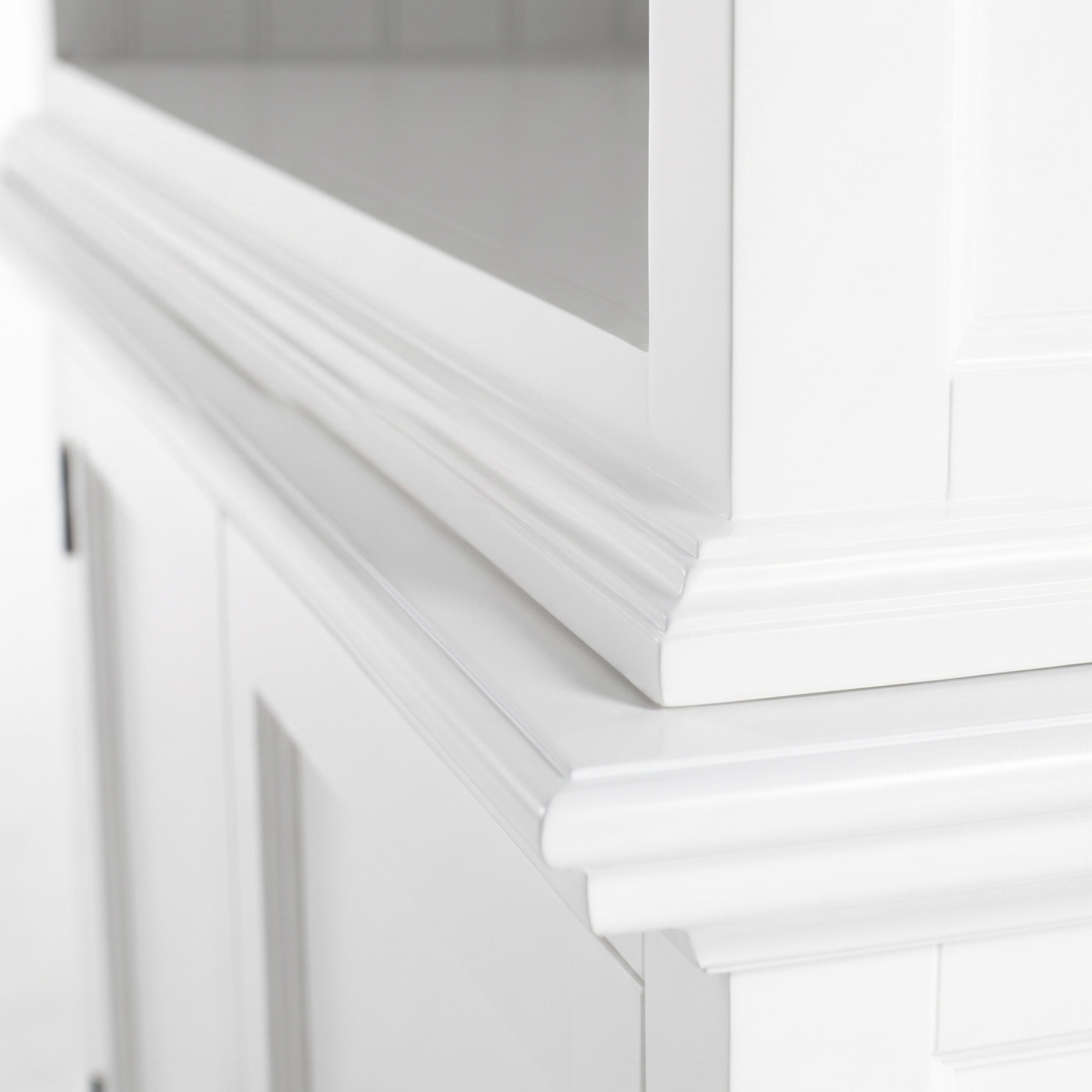 Halifax Medium Single-Bay Hutch 44''