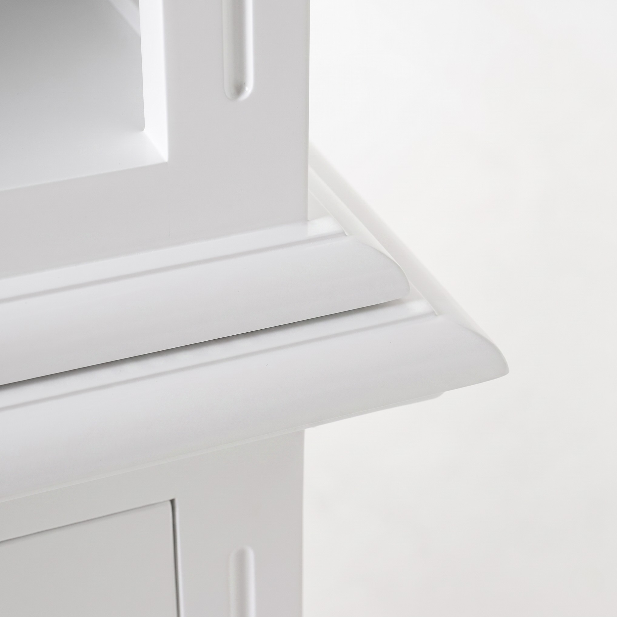 Skansen Triple-Bay Hutch Unit 95''