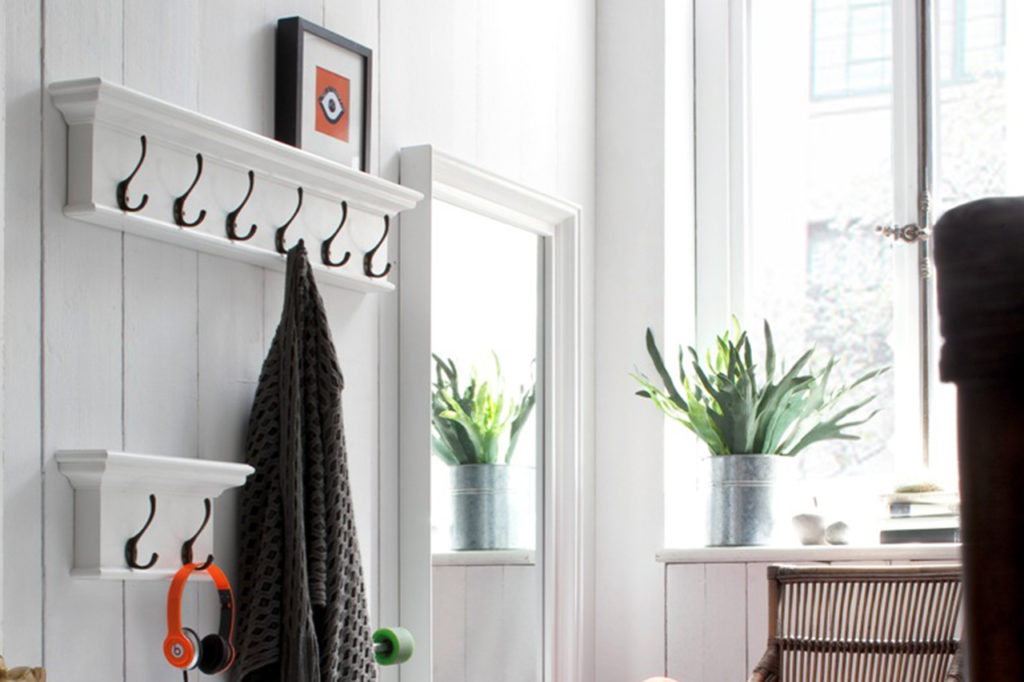 NovaSolo 6 - Hook Coat Rack-1