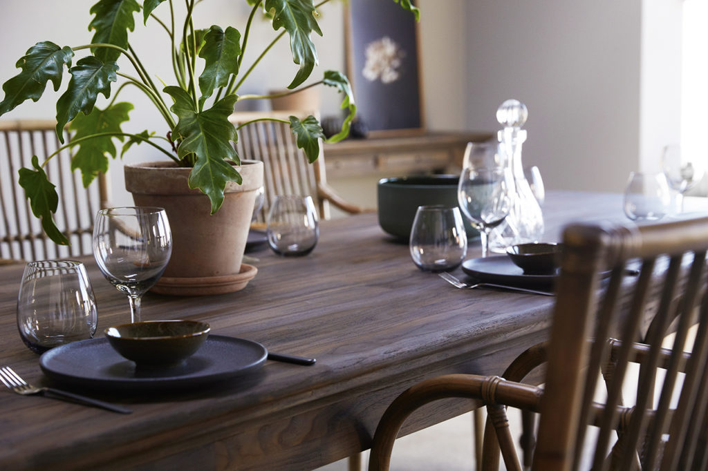 Hygge Dining Table 220_7